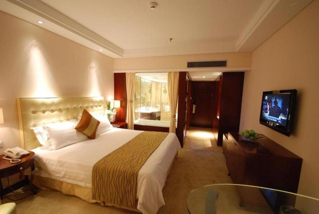 Maison New Century Hotel Ningbo Exterior photo