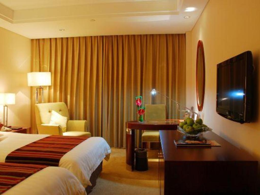 Maison New Century Hotel Ningbo Exterior photo