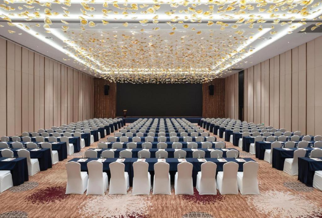 Maison New Century Hotel Ningbo Exterior photo